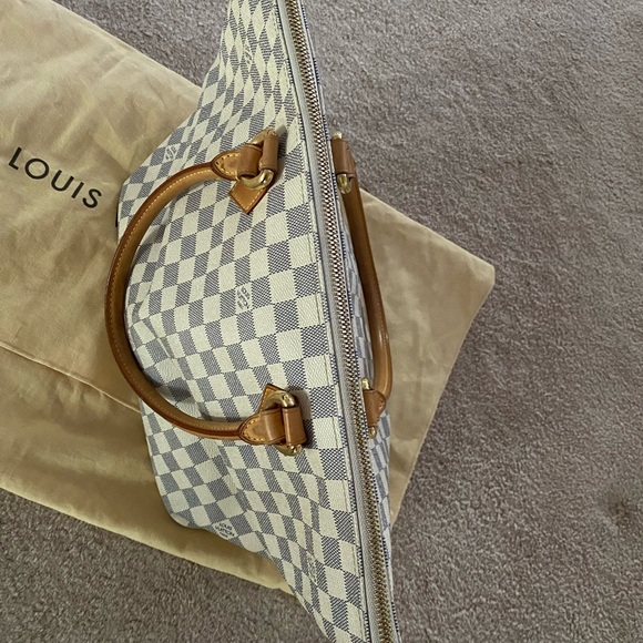 Louis Vuitton Damier Ebene GM Tote - Picture 7 of 13